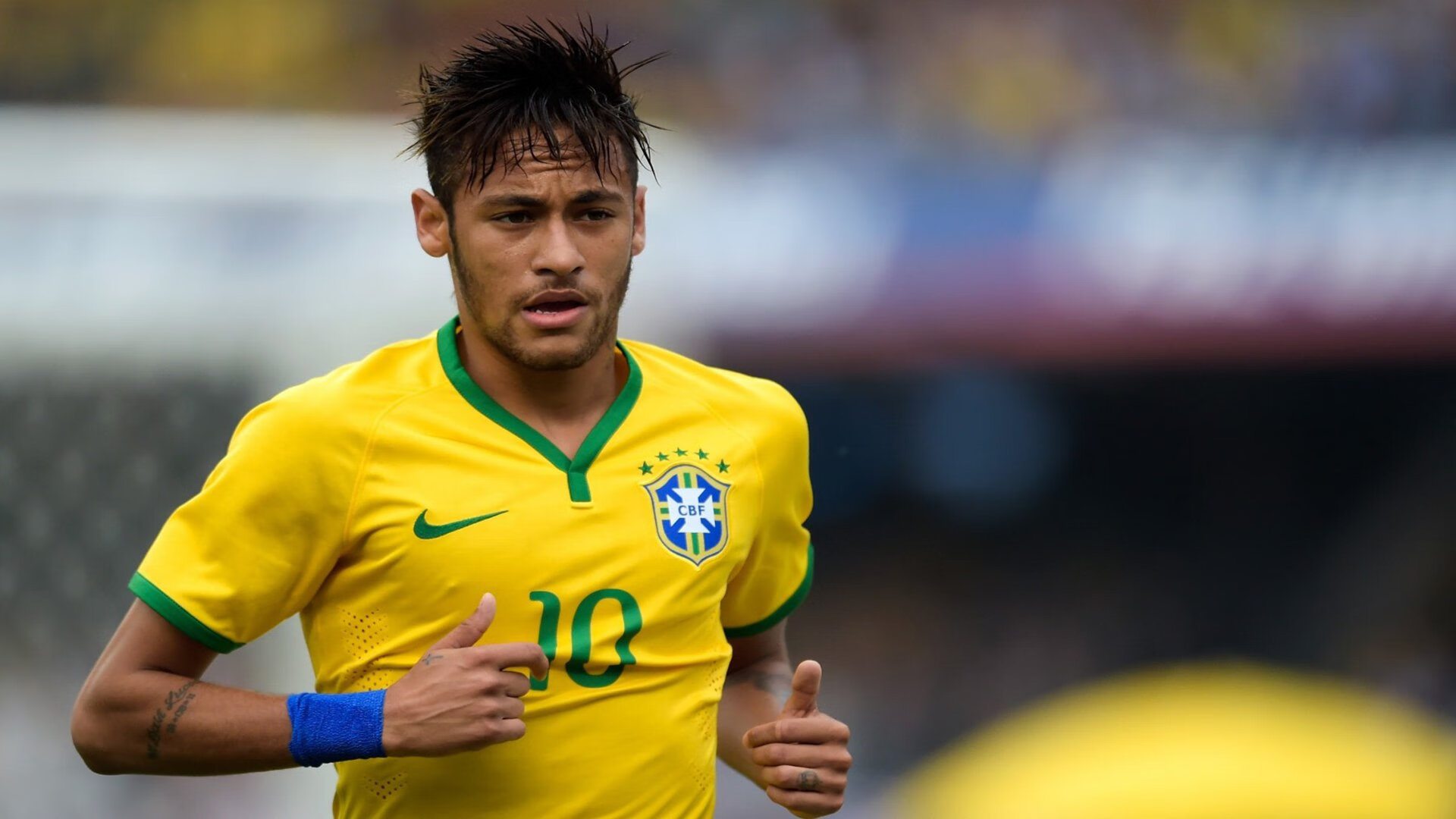 世界杯VAR争议促使欧冠裁判培训升级 重点强化沟通与透明度